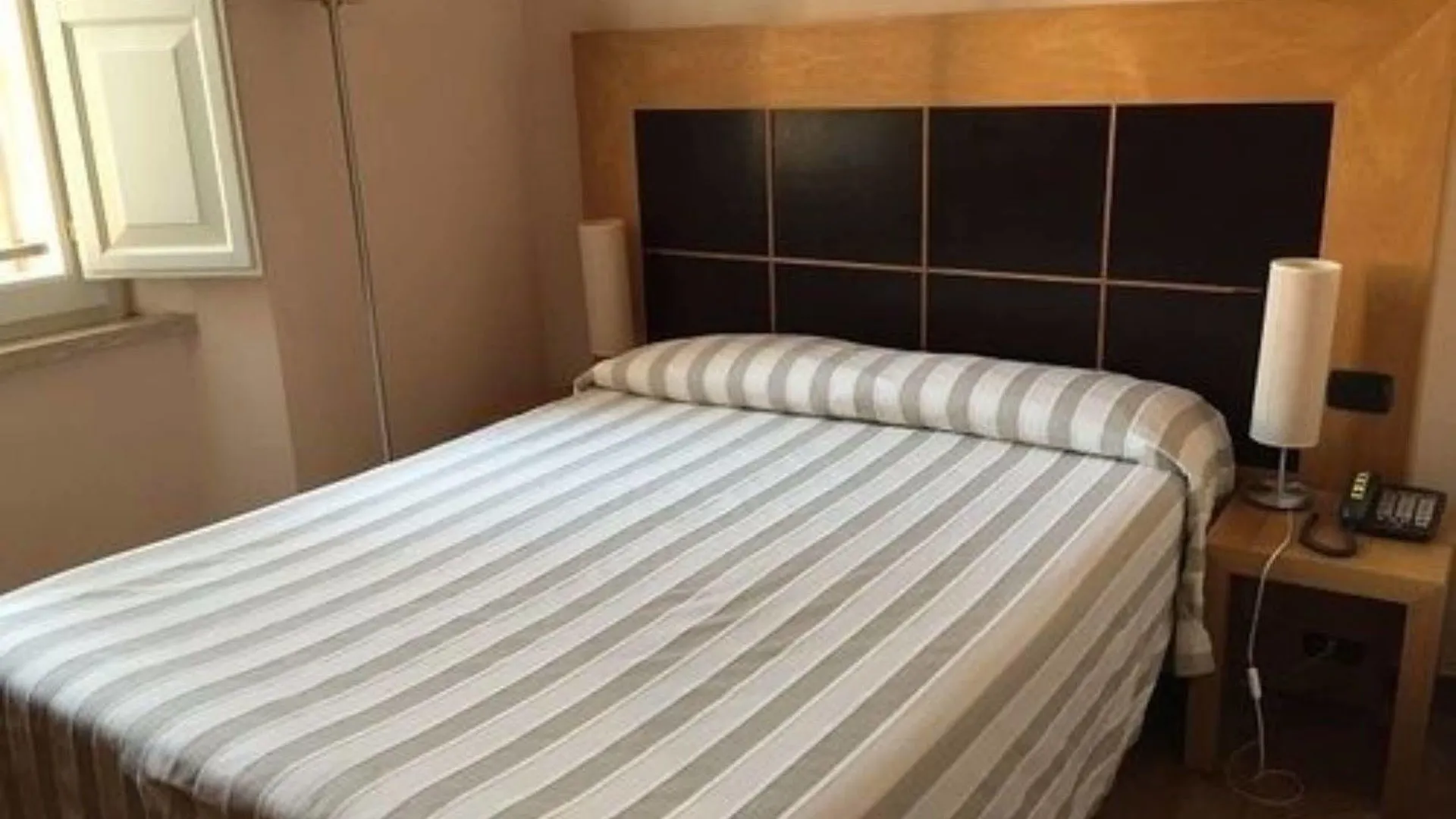 Palazzo Galletti Abbiosi Ravenna 3*,